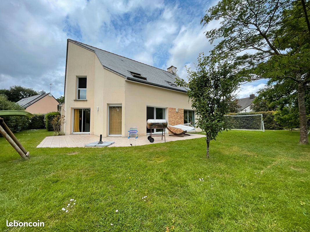 Maison 7 pièces 154 m² · à Corps-Nuds · 154 m² · 380 000 €
