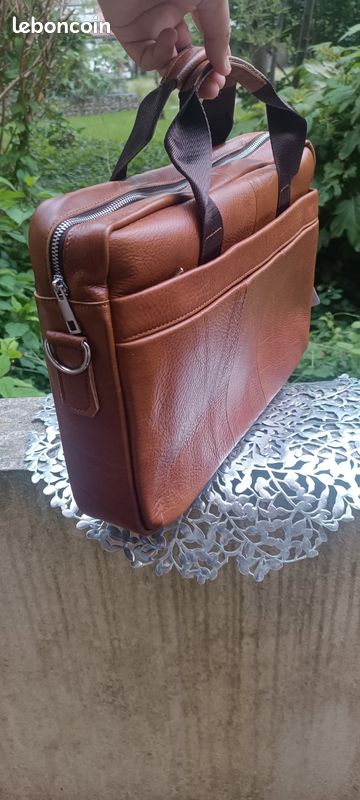 poignee ouverture exterieur porte avant droit grise audi A4