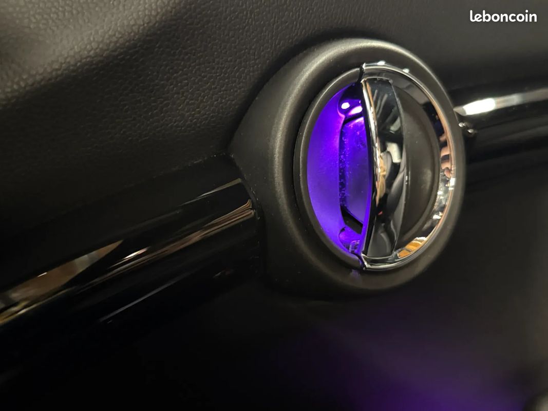MINI Cooper S 2.0L 192ch Edition Greenwich - Toit ouvrant - Suivi complet - Bande blanche Fournie neuve - 2020 (image 22)
