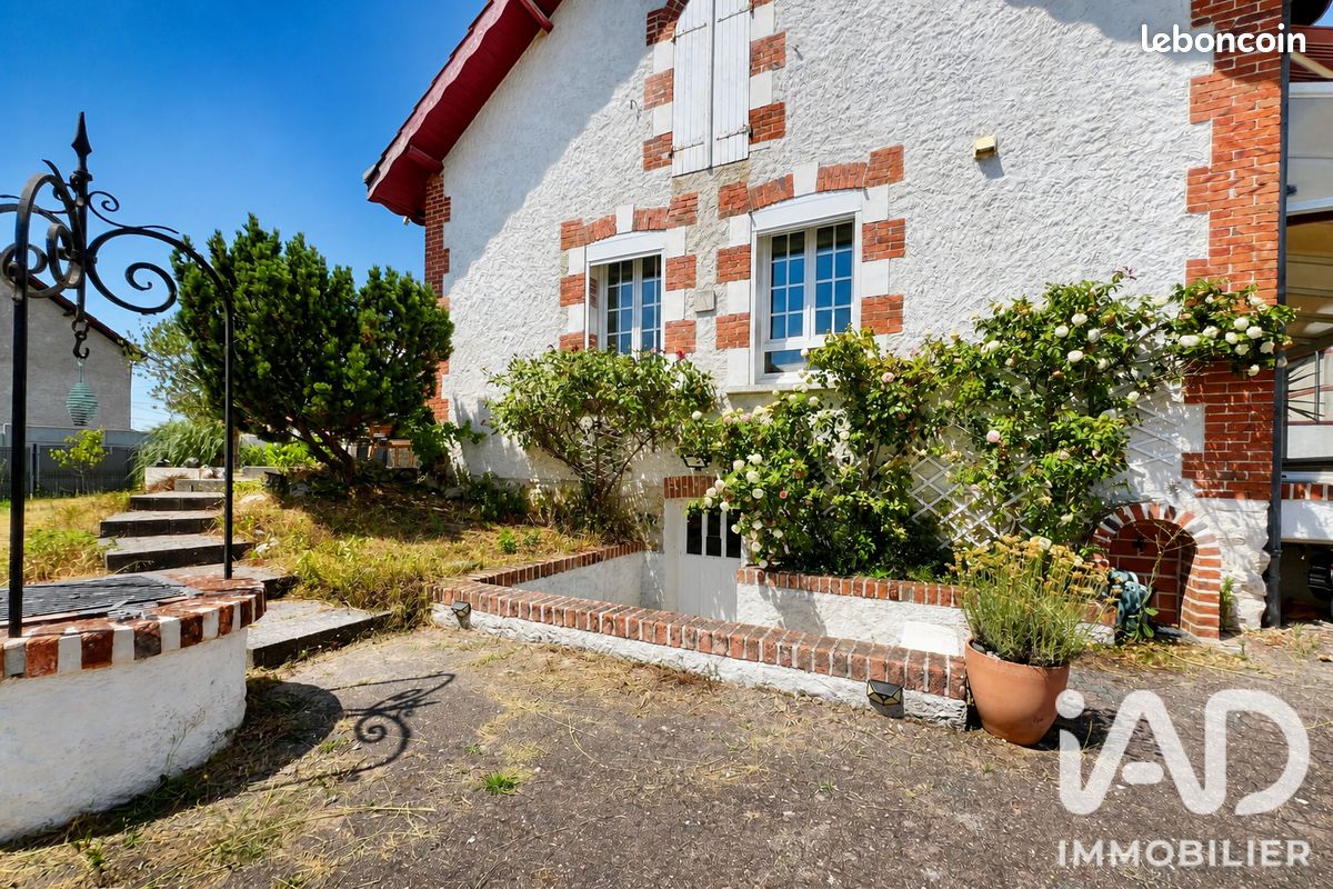 Maison 4 pièces 115 m² · à La Ferté-Saint-Aubin · 115 m² · 248 000 €