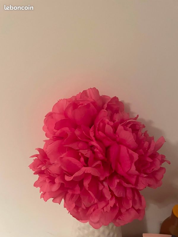Vase blanc fleurs (image 2)