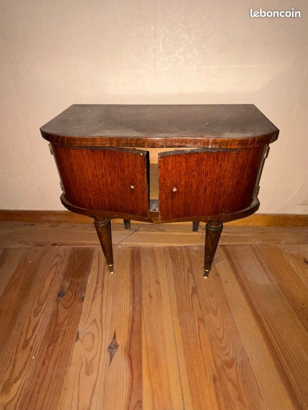 Petite table de chevet vintage (image 1)