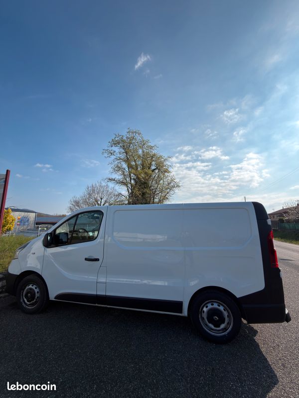 Renault Trafic 1.6 dCi L1H1 (image 4)