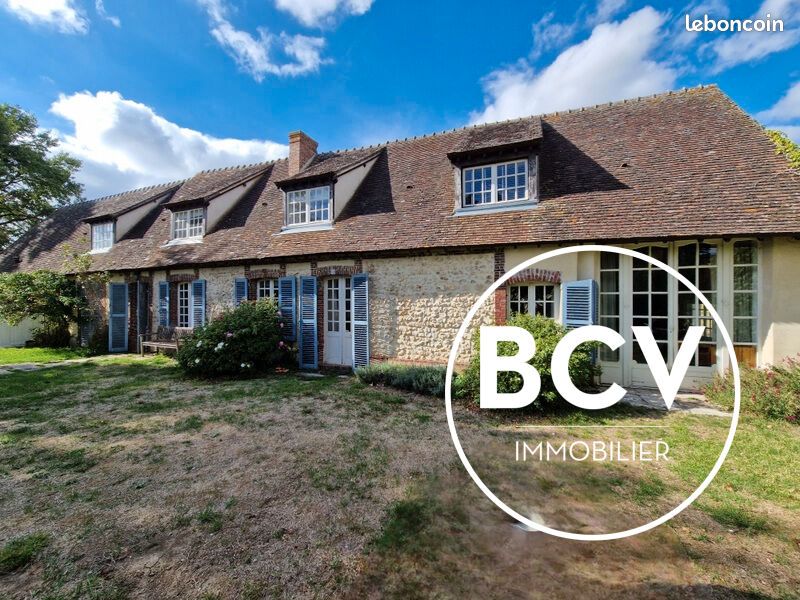 Maison 6 pièces 210 m² · à Châteauneuf-en-Thymerais · 210 m² · 325 000 €