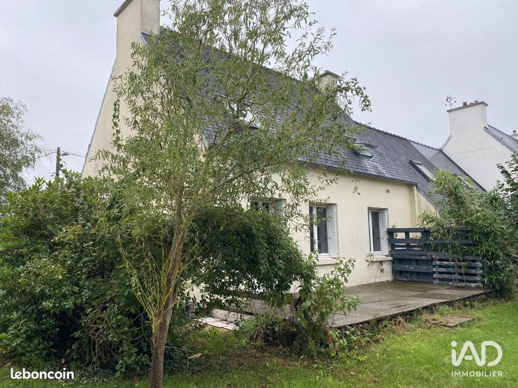 Maison 4 pièces 90 m² · à Carhaix-Plouguer · 90 m² · 117 700 €