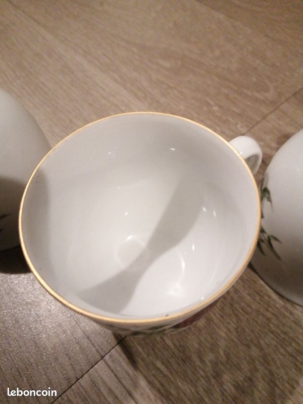 SERVICE à CAFÉ ☕ en PORCELAINE DE RÉPUBLIQUE TCHÈQUE 🇨🇿 CZ, TRÈS TRÈS ANCIEN ET GRIFFÉ voir en dessous (image 7)