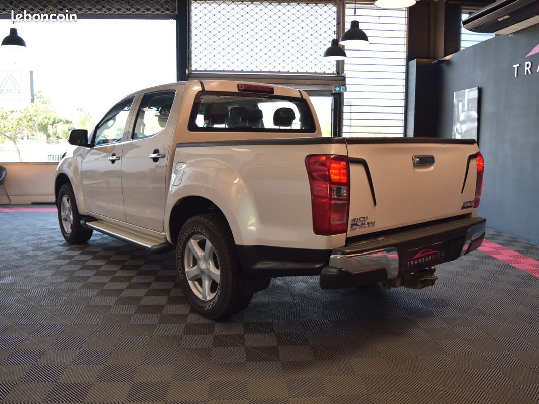 Isuzu d-max 2.5 4x4 crew cab quasar (image 7)