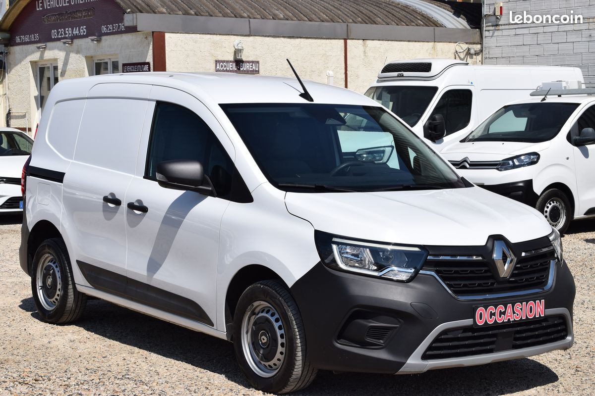 RENAULT KANGOO 3 1.5BLUEDCI 115ch GRAND CONFORT 3 PLACES 83303KLMS 2022 (image 1)