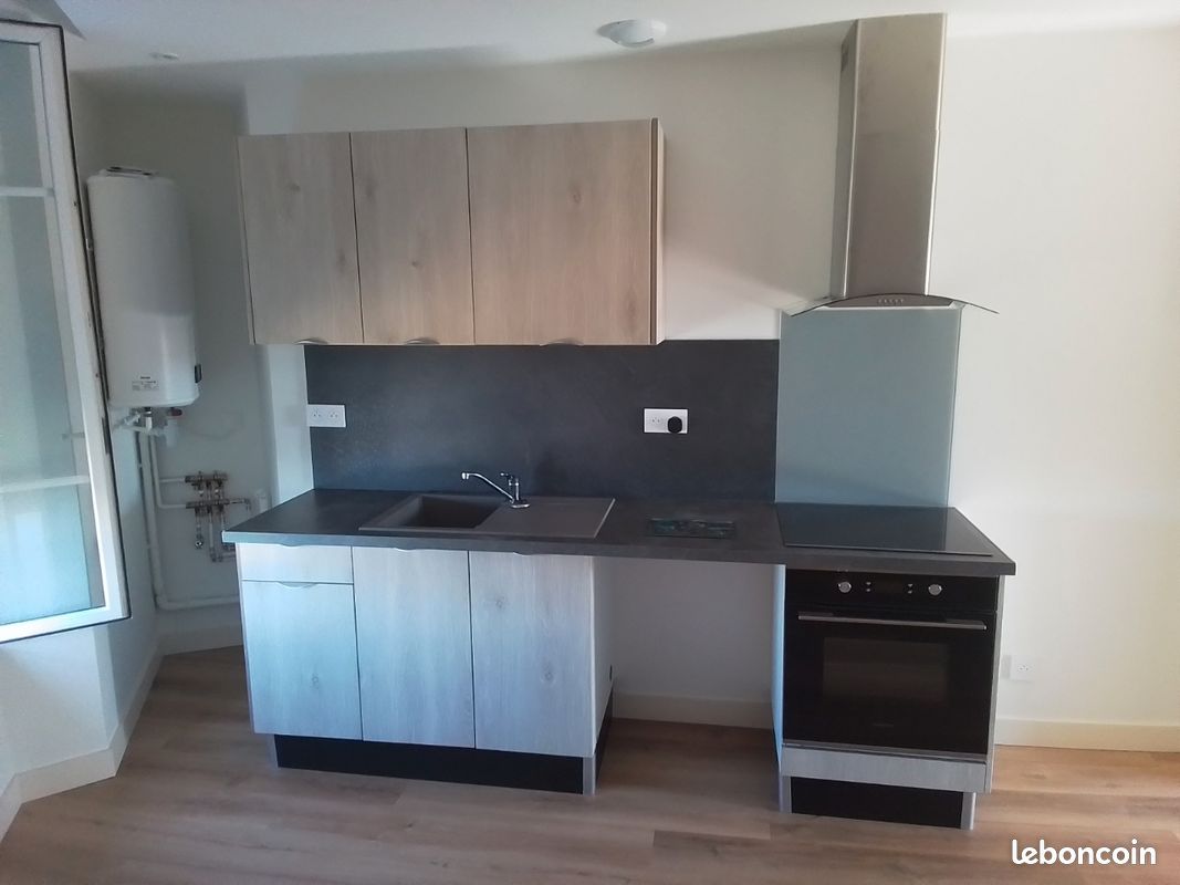 Appartement 2 pièces 50 m² · à Montsalvy · 50 m² · 360 €/mois