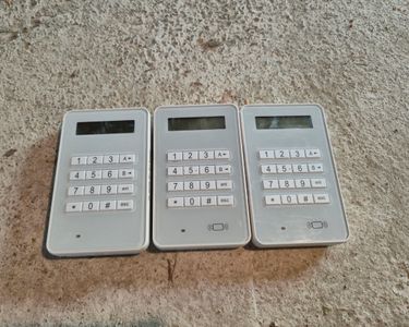 RISCO RP432KPP200D Clavier LCD filaire Panda - Avec lecteur de proximité