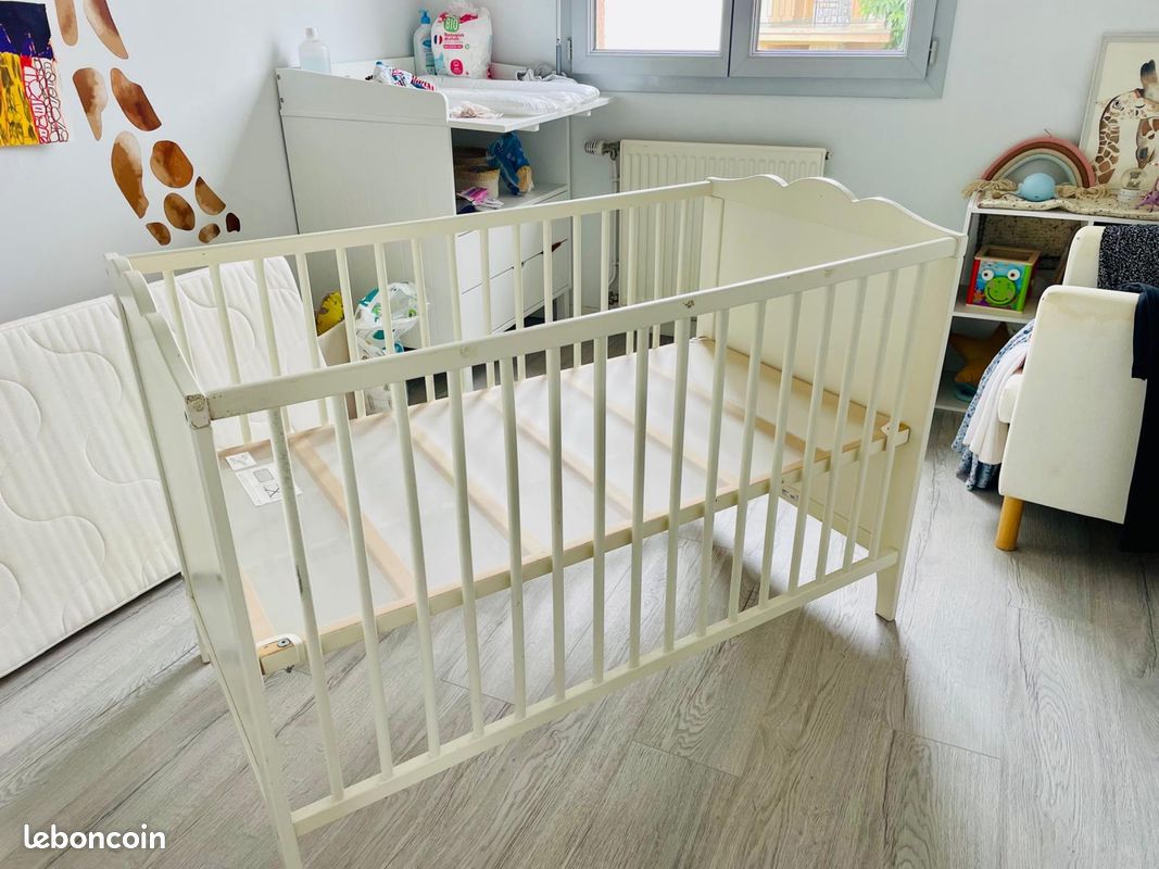 Lit bébé IKEA Mobilier enfant