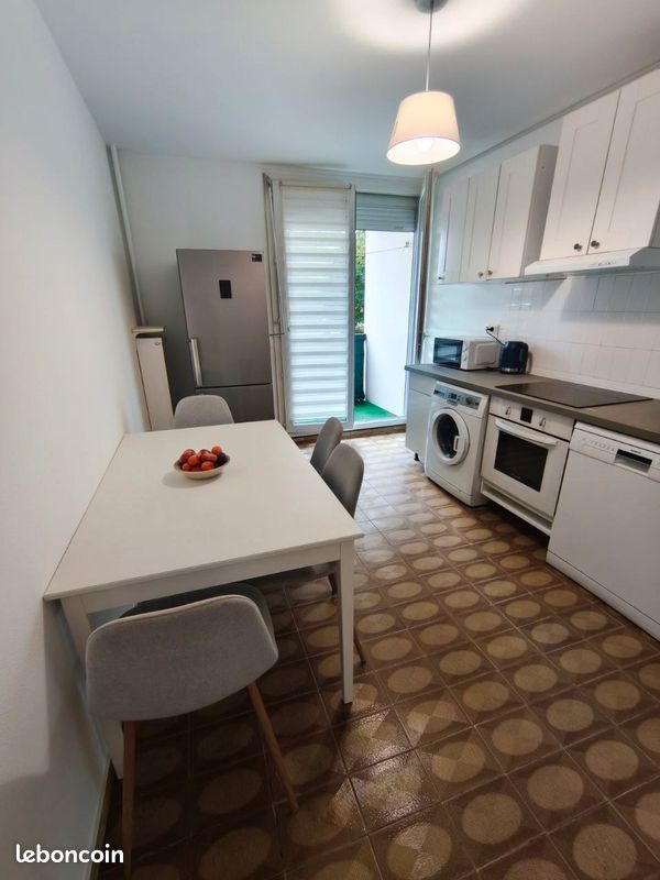 Appartement 3 pièces 68 m² · à Vaulx-en-Velin · 68 m² · 1 100 €