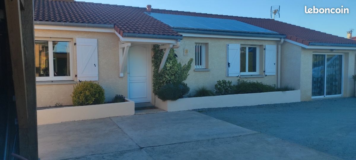 Maison 5 pièces 90 m² · à Sainte-Agathe-la-Bouteresse · 90 m² · 245 000 €