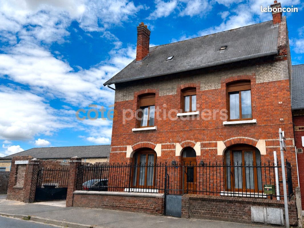 Maison 7 pièces 148 m² · à Ham · 148 m² · 147 000 €