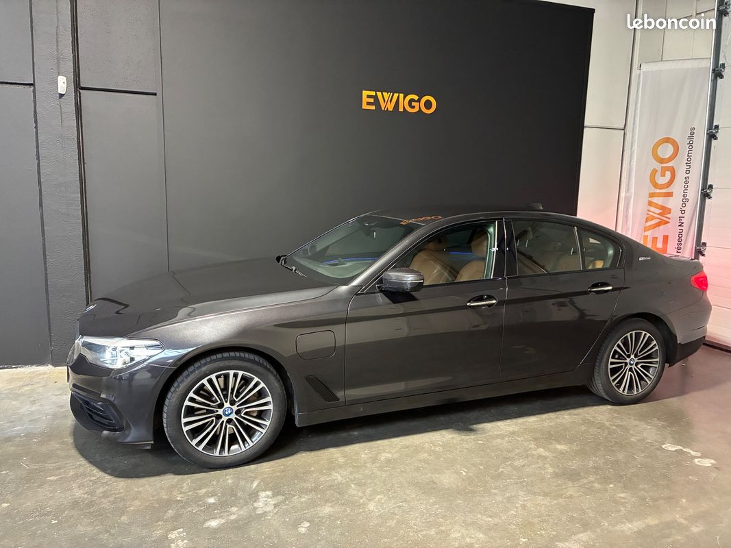 BMW SERIE 5 G30 2.0 530 E IPERFORMANCE 252H 185 PHEV HYBRID LUXURY - CARPLAY - SIEGES AV ELEC CHAUFFANTS - CUIr (image 14)