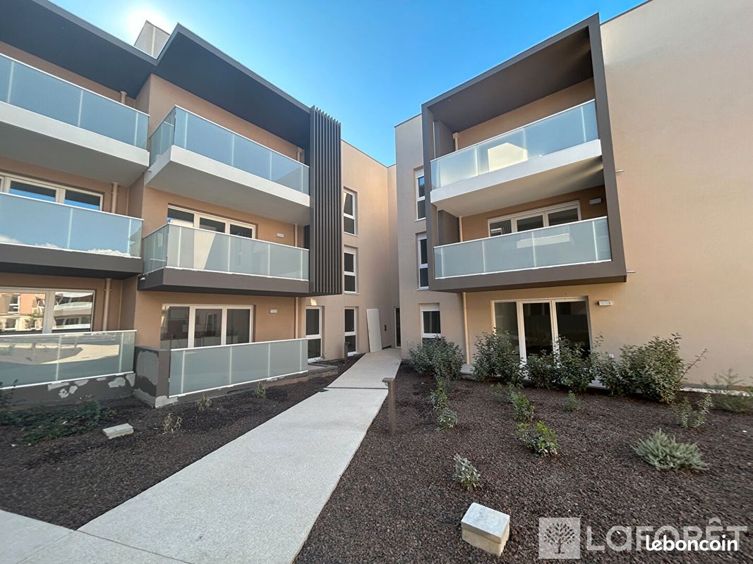 Appartement 2 pièces 45 m² · à Fréjus · 45 m² · 815 €/mois