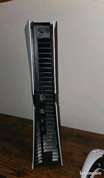 PS5 Pro 2 To + SSD de 2 To + accessoires (image 3)