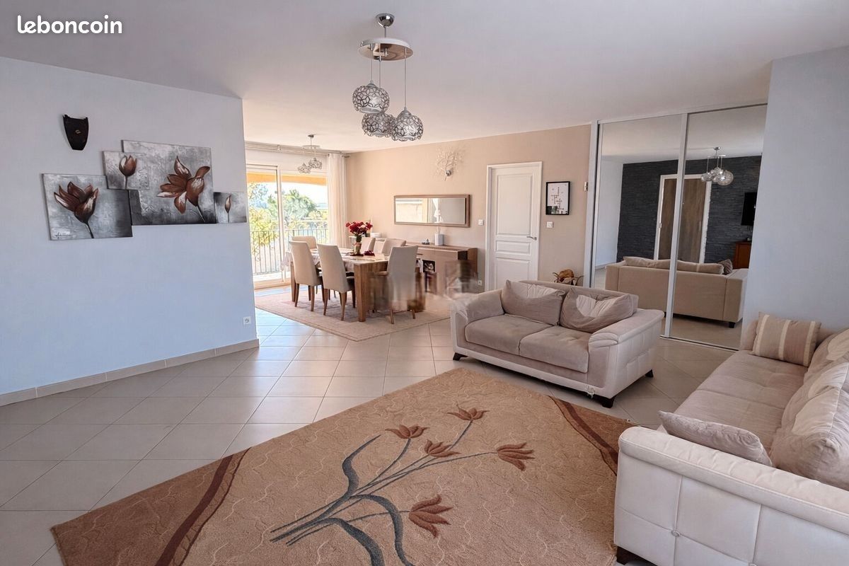 Maison 5 pièces 132 m² · à Marignane · 132 m² · 460 000 €