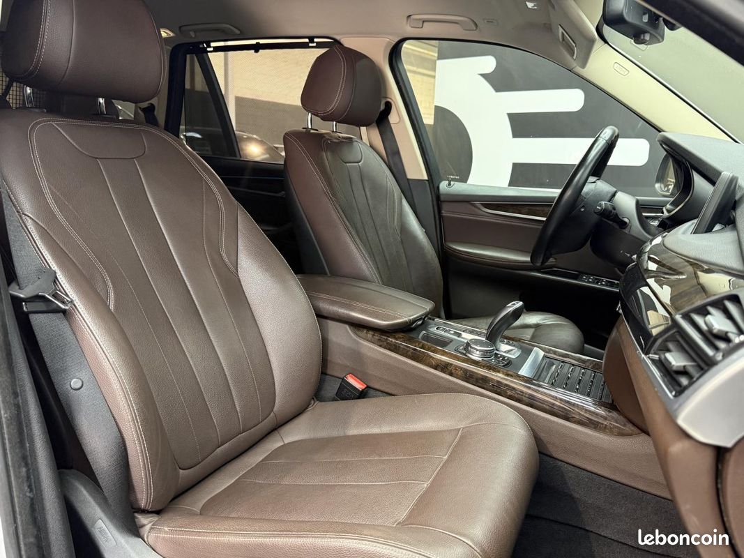 BMW X5 xDrive 30d - BVA Lounge Plus - Suivi complet BMW - Sièges électriques - Attelage - Affichage tête h (image 40)