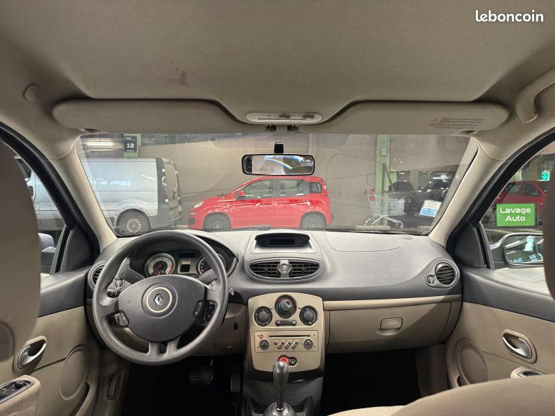 Renault CLIO III 1.5 DCI 85CH EXTRÊME CLAIRE QUICKSHIFT 5P ATOMATIQUE (image 13)