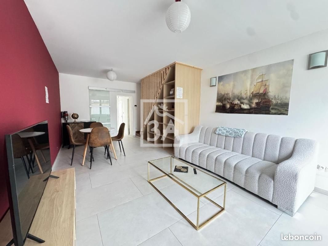 Maison 3 pièces 74 m² · à Calais · 74 m² · 152 000 €