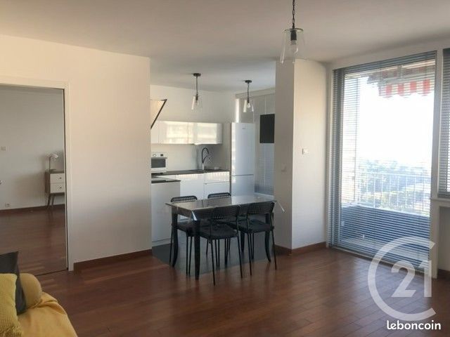 Appartement 2 pièces 45 m² · à Marseille · 45 m² · 831 €/mois