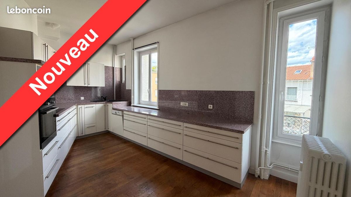 Appartement 6 pièces 157 m² · à Clermont-Ferrand · 157 m² · 1 990 €