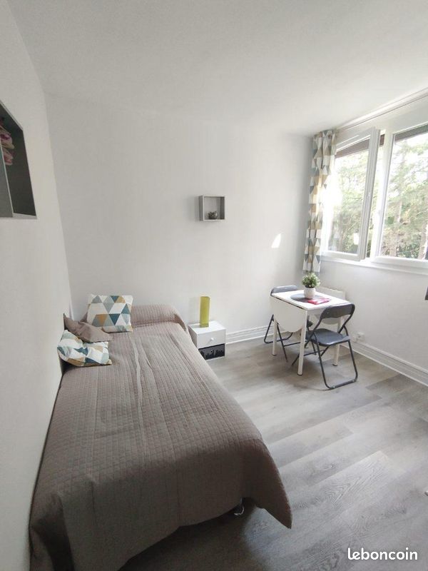 Appartement 1 pièce 14 m² · à Pau · 14 m² · 370 €