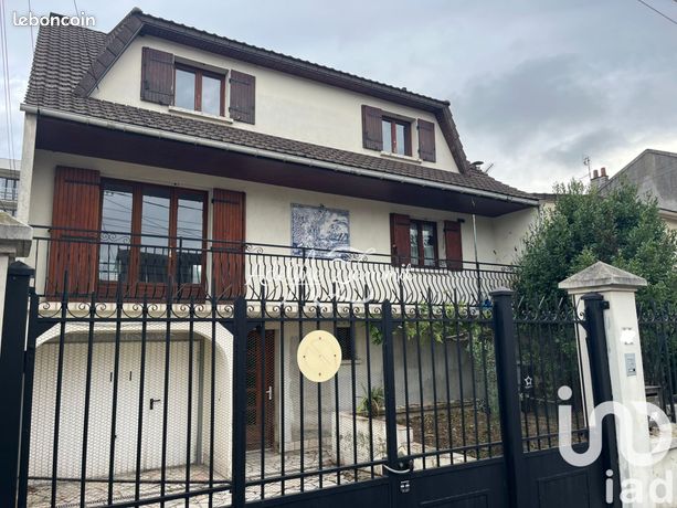 https://img.leboncoin.fr/api/v1/lbcpb1/images/e6/fe/89/e6fe89623c0e59d282b3273bb22654b5e8d417af.jpg?rule=ad-image