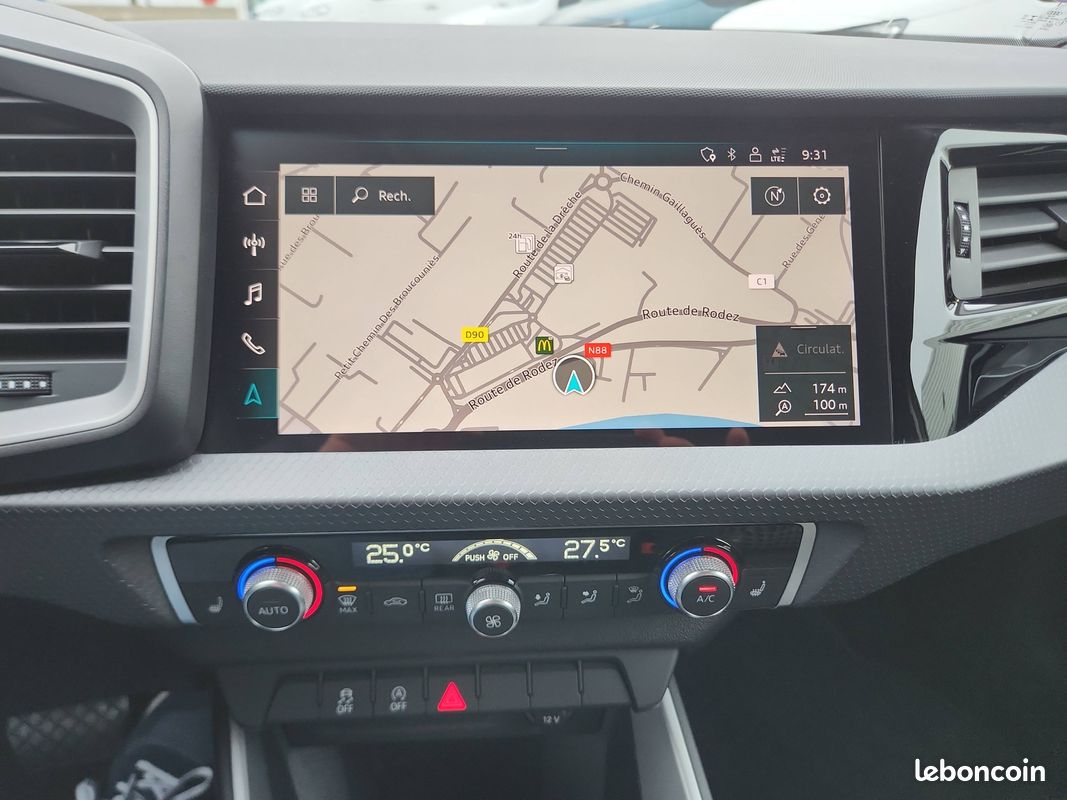 AUDI A1 Allstreet 30 TFSI 110 ch S tronic 7 Design (image 19)