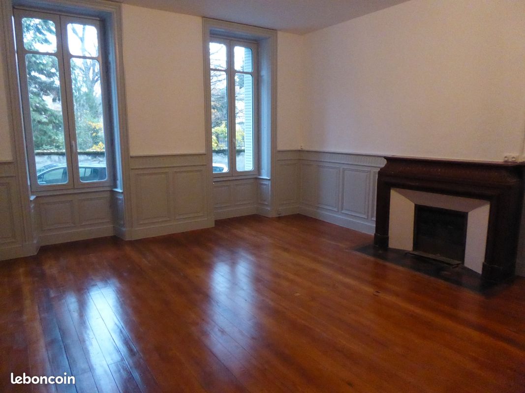 Appartement 2 pièces 54 m² · à Mazamet · 54 m² · 450 €/mois