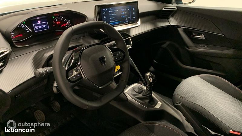 Peugeot 2008 1.2 100ch S&S Style (image 11)