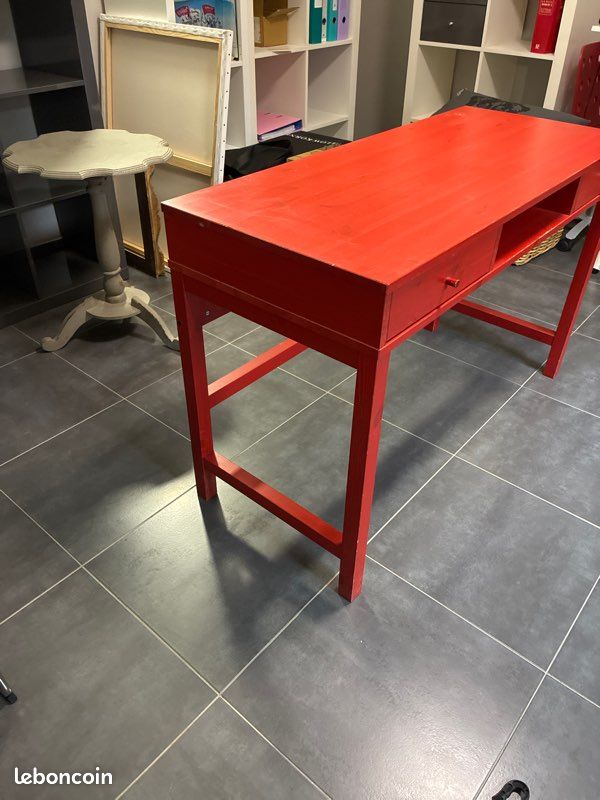 Bureau Enfant Ikea 2 tiroirs 1m18*0,5m*0,76 (image 2)
