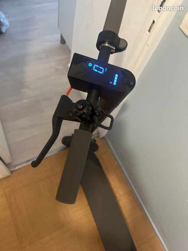 Trottinette électrique xiaomi 4 lite 2n génération (image 2)
