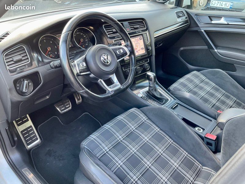 VW Golf Golf 7 GTD 184 CH DSG FACELIFT NOIR - NAVIGATION - T.O. PANO Noir  d'occasion, moteur Diesel et boite Automatique, 95.100 Km - 24.990 €