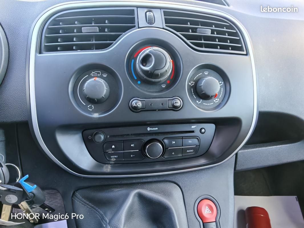 Renault Kangoo MAXI 1.5 BLUE DCI 115CH CABINE APPROFONDIE EXTRA R-LINK (image 14)