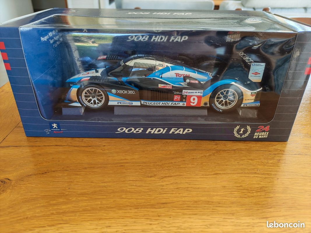 Voiture miniature (image 1)