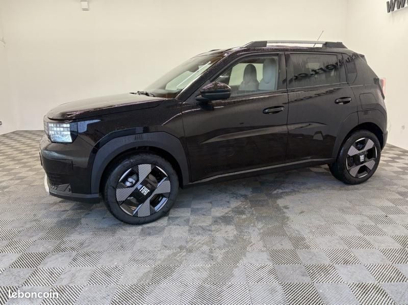 Fiat Grande Panda 1.2 Hybrid Turbo 110ch La Prima eDCT6 (image 3)