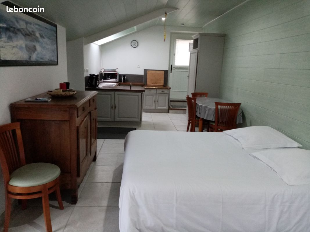 Gite de 5 personnes avec piscine, sauna et jacuzzi (image 4)