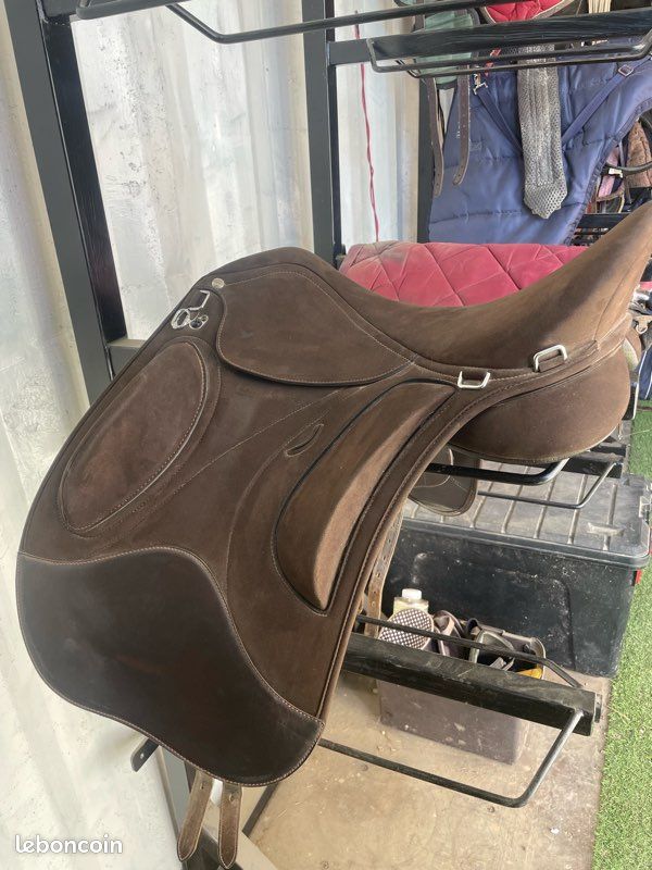 Selle Western Wintec pour Enfant avec Jupe Ronde - Brun