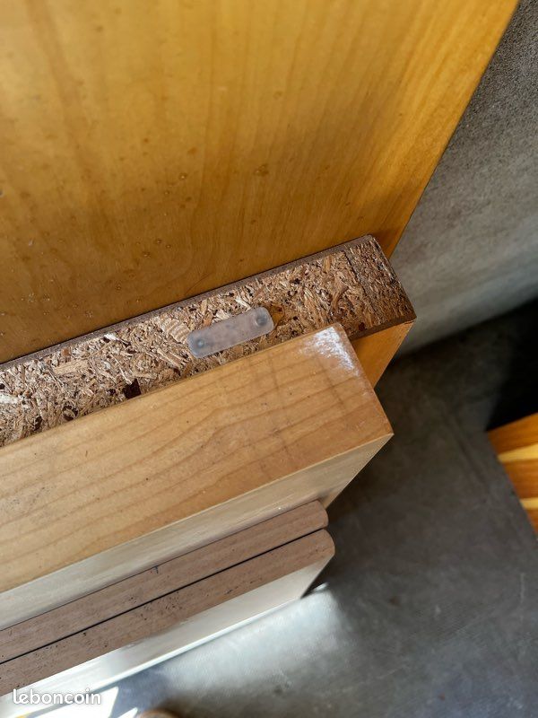 Bureau à monter (image 2)