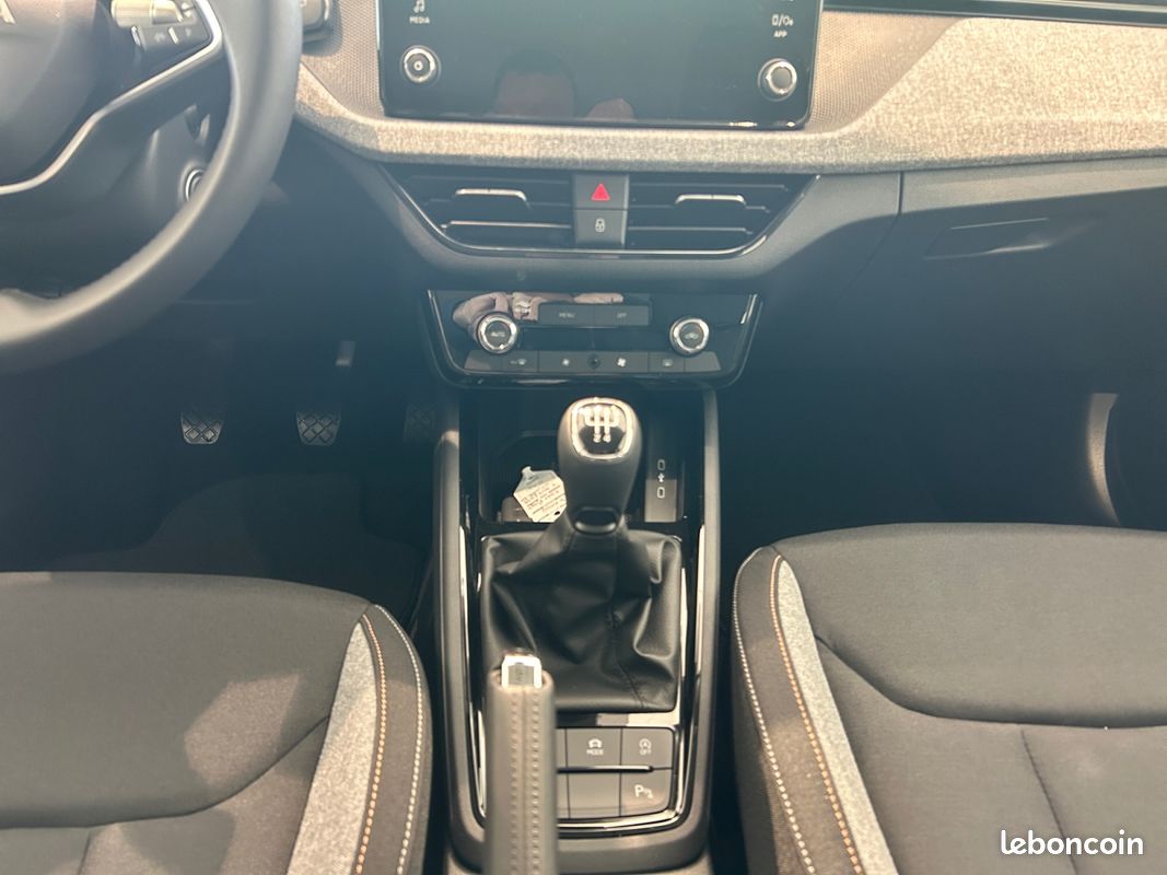 SKODA Kamiq 1.0 TSI Evo 2 95 ch BVM5 Selection (image 18)