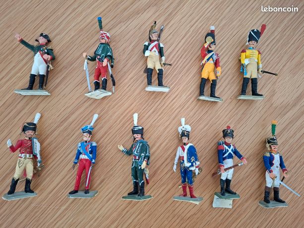 LOT DE 3 figurines anciennes plomb CBG pompiers et pompe $21.95