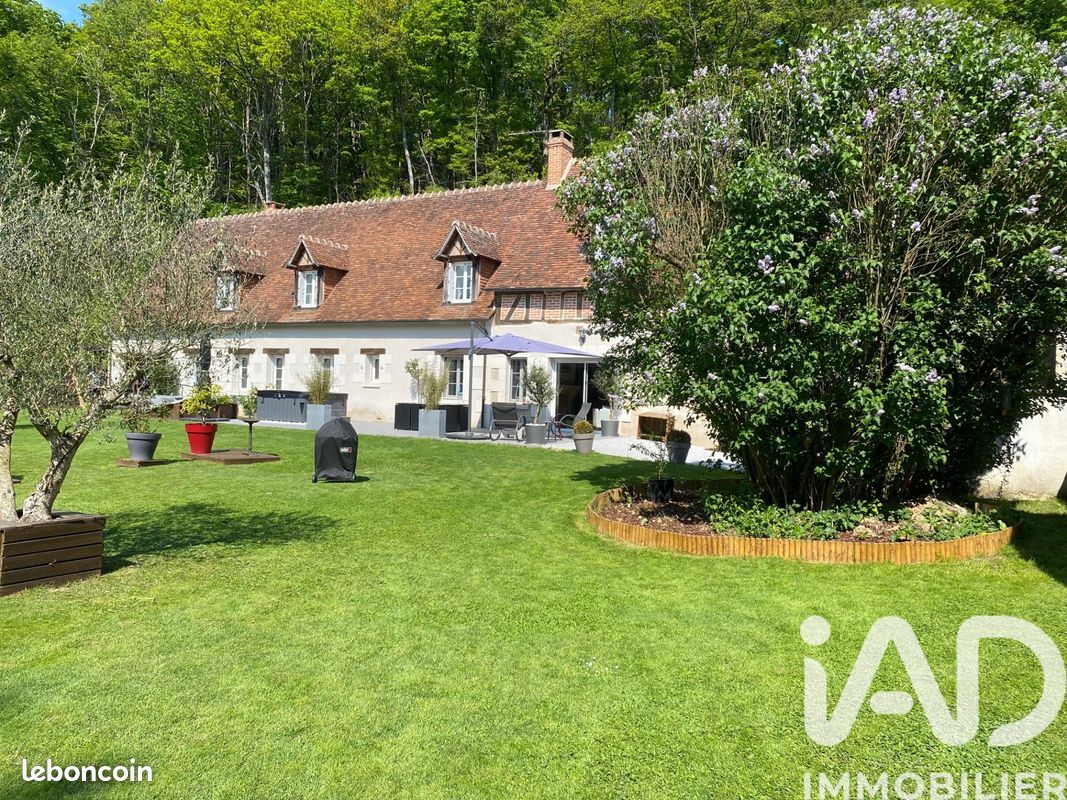 Maison 10 pièces 251 m² · à Saint-Règle · 251 m² · 537 000 €