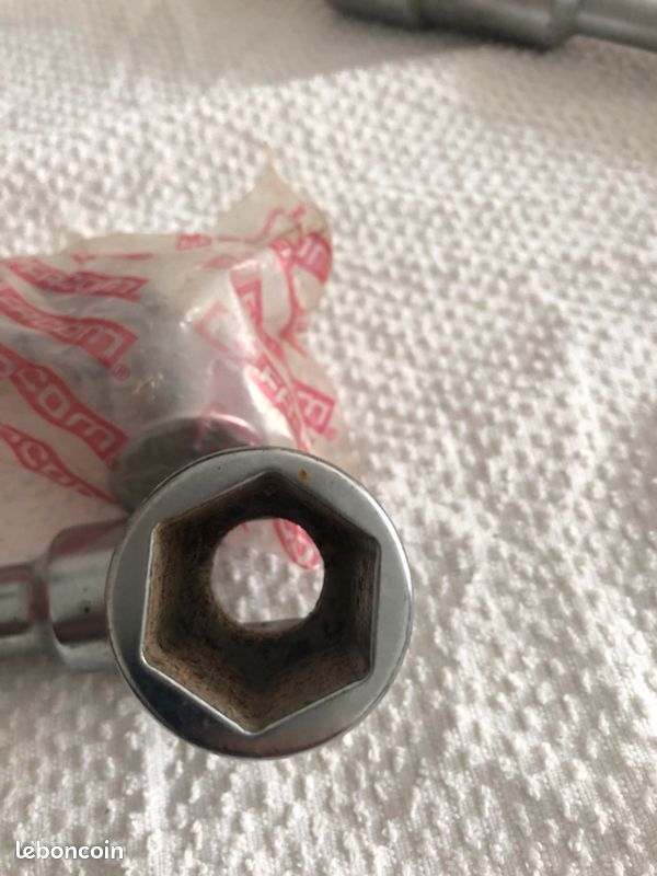 2 Clés à pipe facom 24 et 22 neuf (image 3)