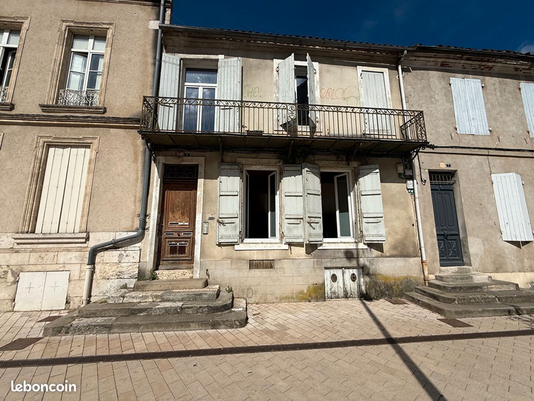 Immeuble 4 pièces 153 m² · à Agen · 153 m² · 209 900 €