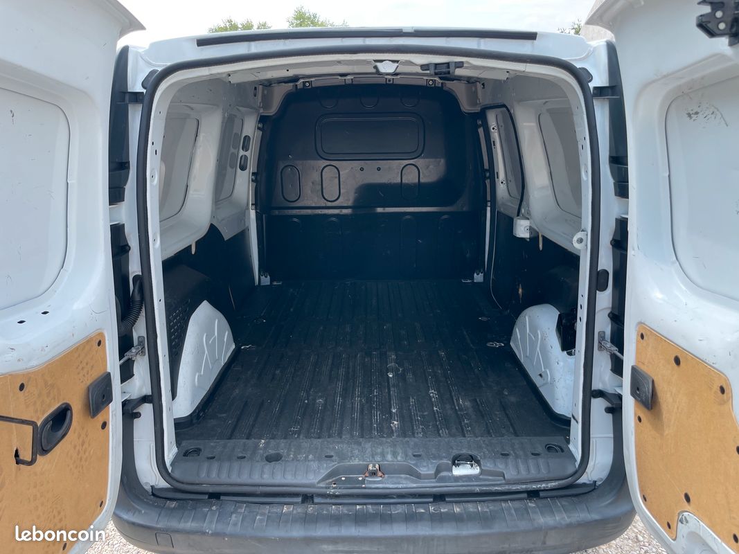 Renault kangoo express ii (2) maxi grand volume confort dci 90 3pl (image 10)