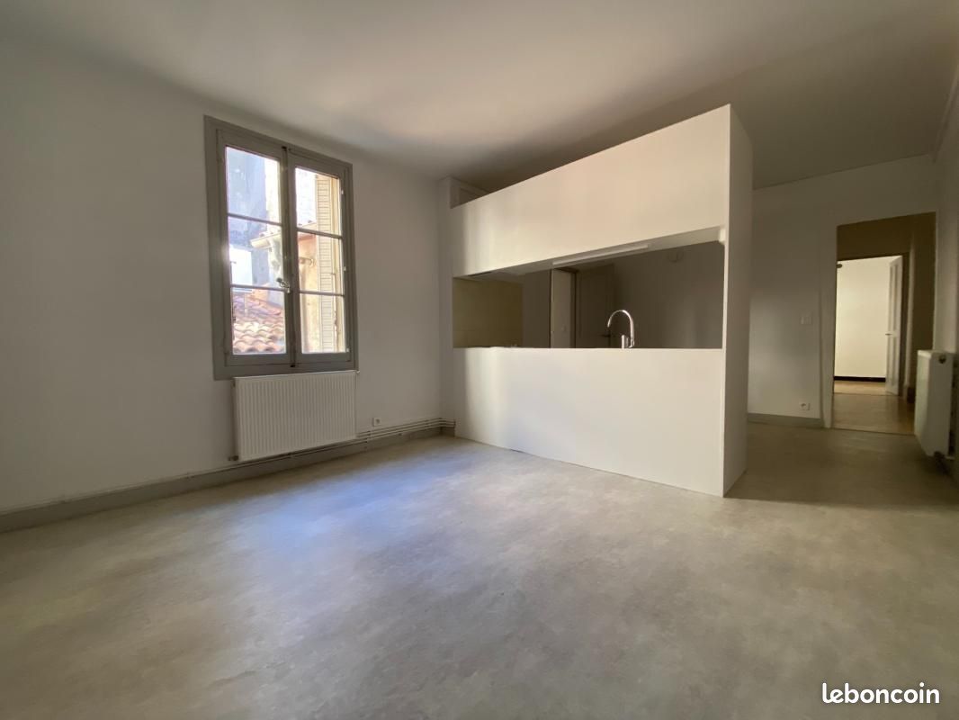 Appartement 3 pièces 58 m² · à Avignon · 58 m² · 570 €