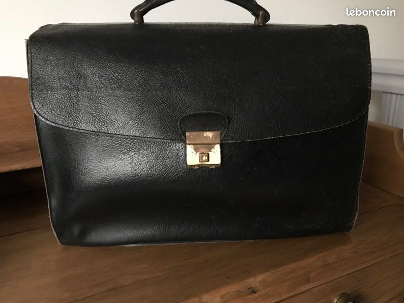 Sacoche Lancaster cuir noire (image 1)