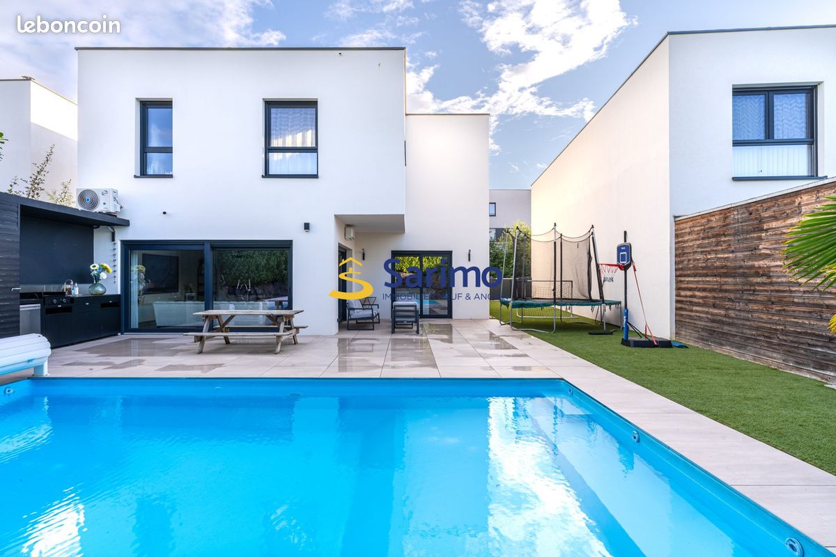 Maison 7 pièces 250 m² · à Lampertheim · 250 m² · 785 000 €
